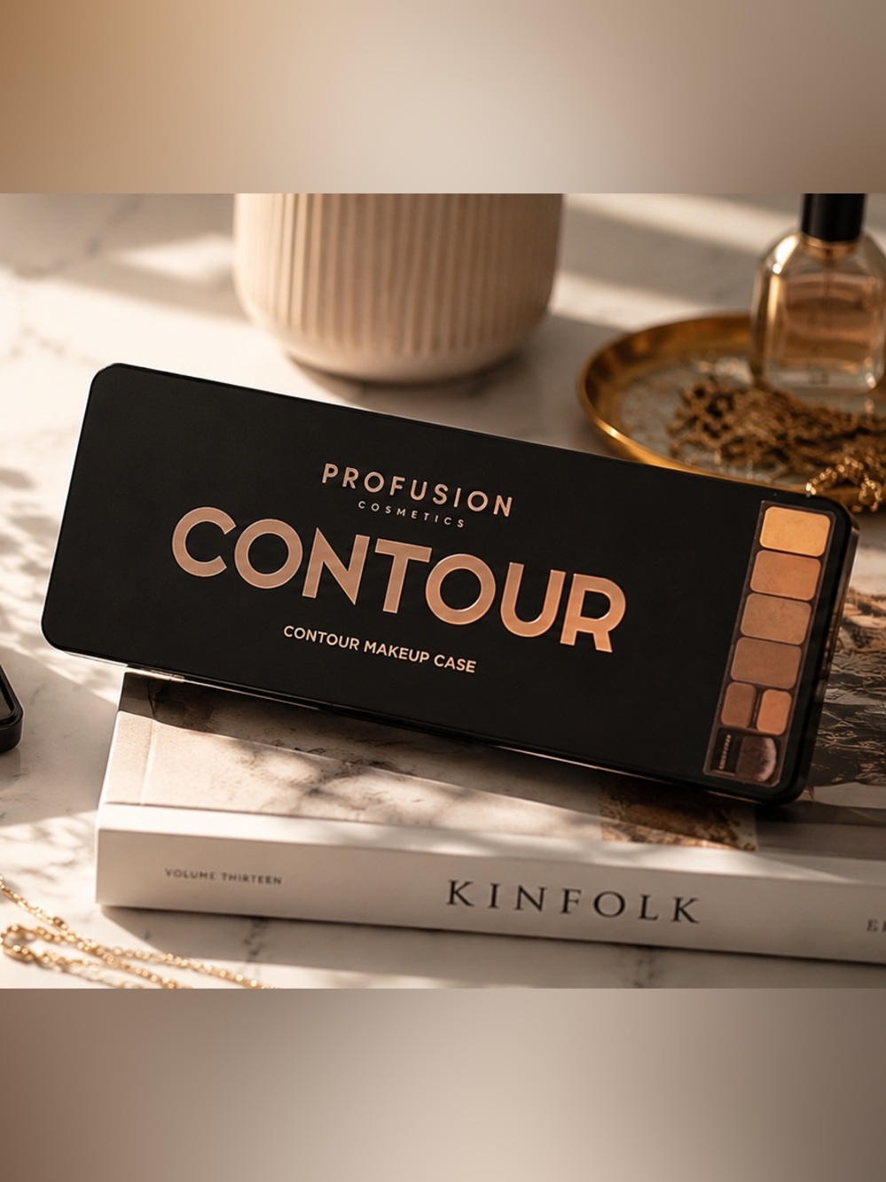 Profusion Cosmetics Contour Palette with Brush - Multi-Shade - Picture 2 of 4